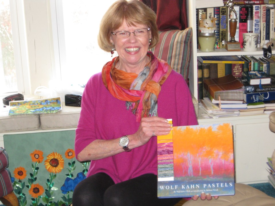 Sharon, using Wolf Kahn's "Trees" as her inspiration, interpreted both the colors and horizontality of his pastel to create a color wrap. But, best of all her outfit matched her project exactly.