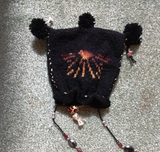 Linda's knitted pouch